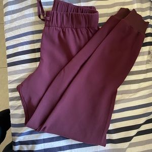 Burgundy Lululemon joggers (stretch) size 4